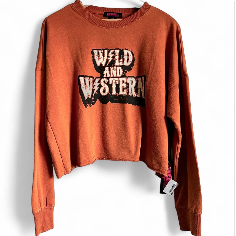 Rock & Roll Denim Wild and Western Graphic Crop Top Long Sleeve Rust M NWT - Picture 2 of 6